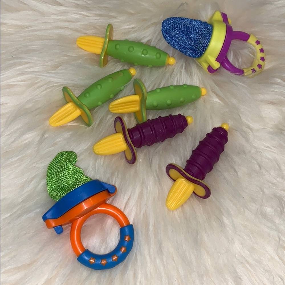 🔥4/$25🔥 Teethers - Picture 3 of 6